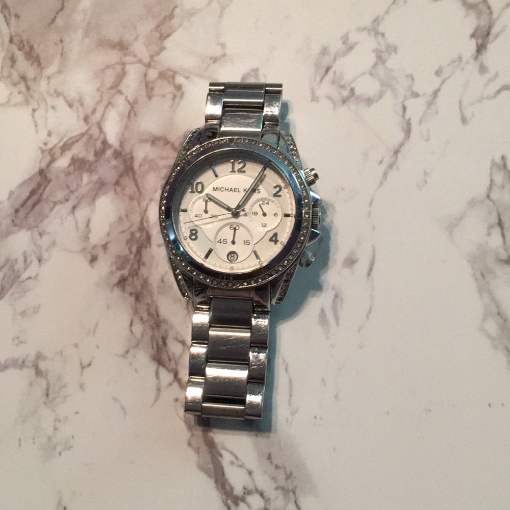 MK watch